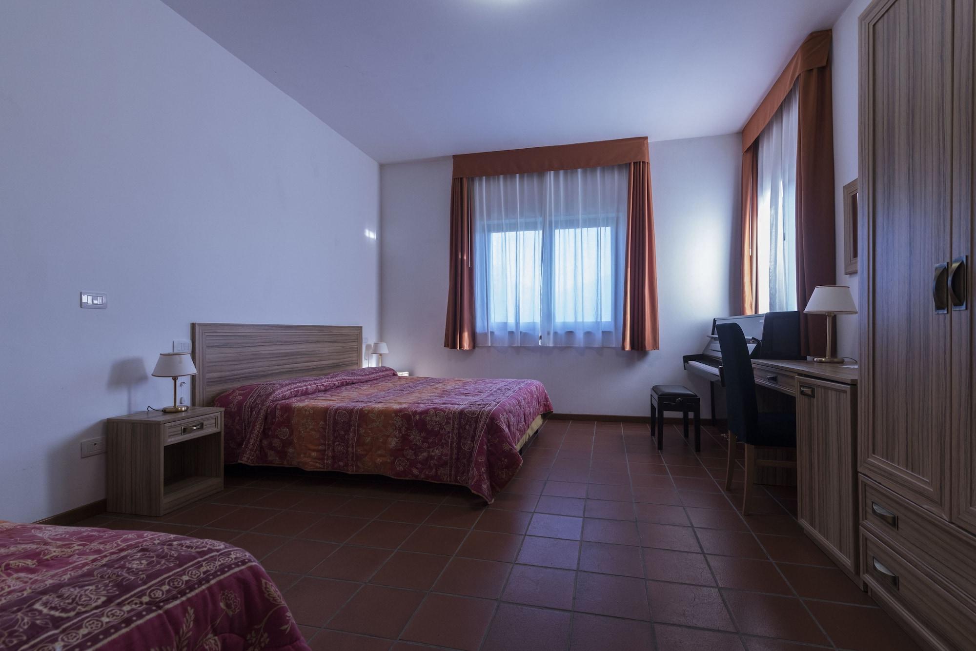 Hotel Villa Del Cardinale Norma Exterior photo